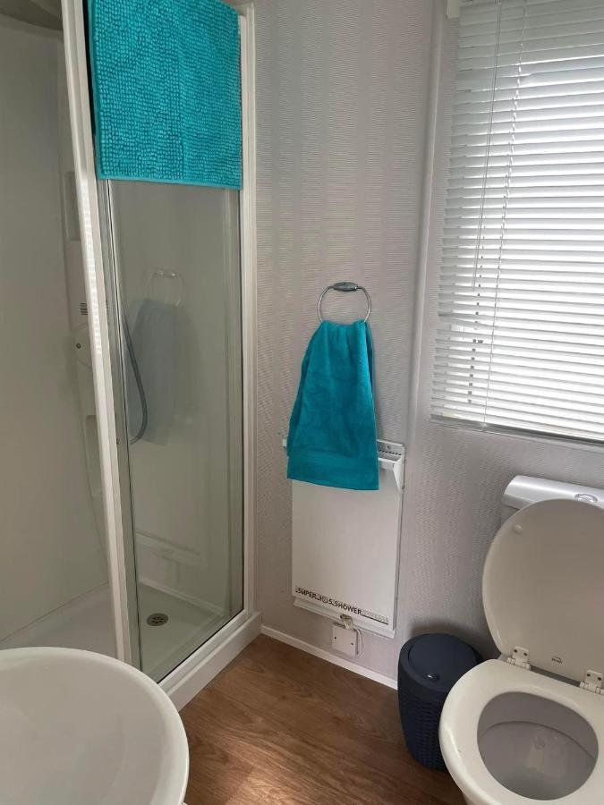 Parkdean Static Caravan On Cherry Tree Holiday Park Great Yarmouth Exterior foto