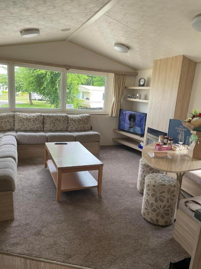 Parkdean Static Caravan On Cherry Tree Holiday Park Great Yarmouth Exterior foto